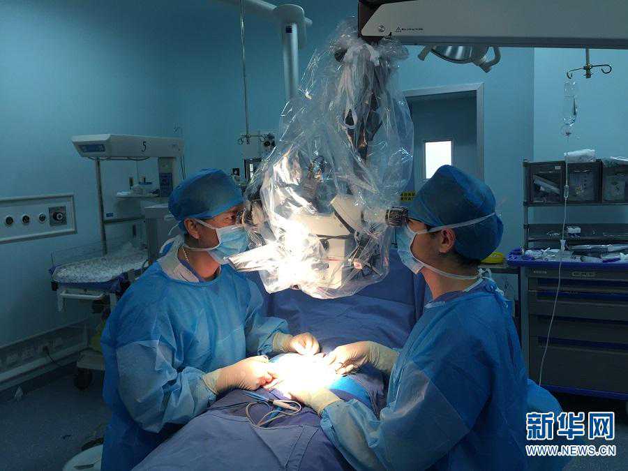 云南省第一人民医院：成功实施省内首例显微取精术